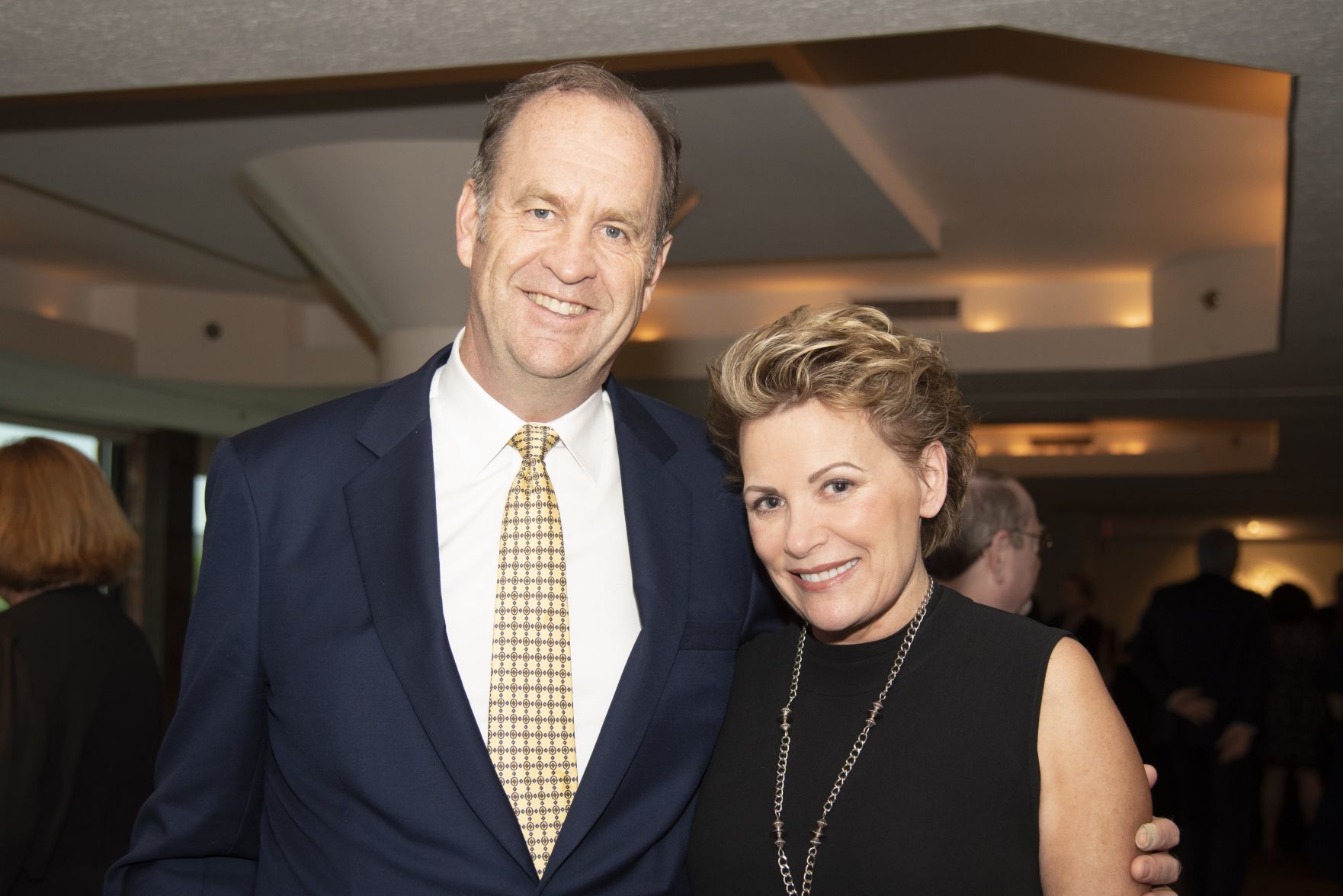Mark Gilje, Susan Scully